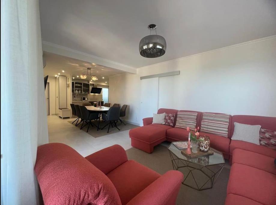 Cunit, Front Line With Sea View Apartment Exterior photo